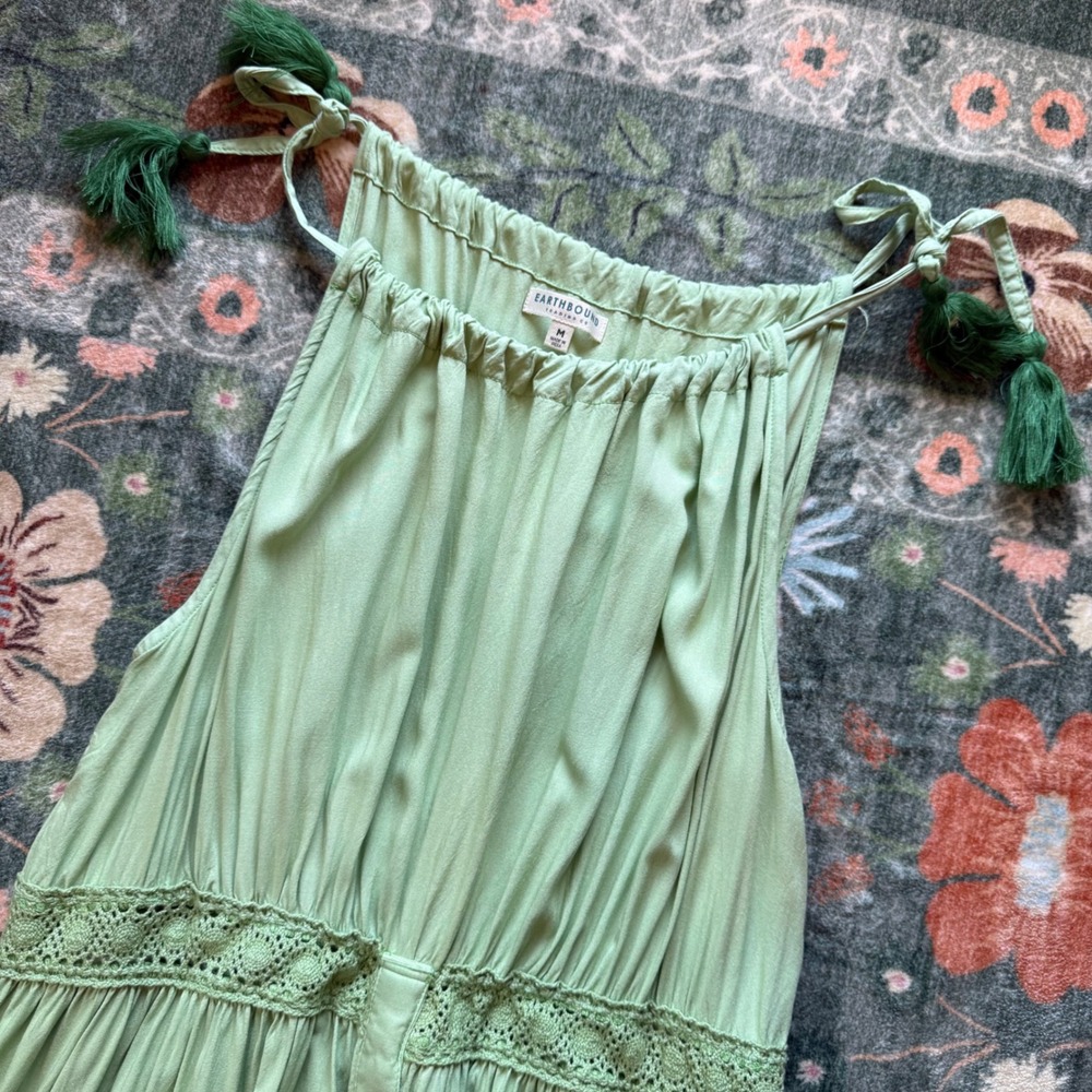 Earthbound Trading Co Green Ombre Maxi Dress Boho Crochet Lace Tassel Straps M
